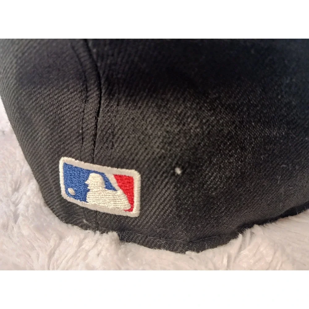 New Era 59fifty Florida Marlins Crystals From Swarovski Adult Size 7 USA Flag